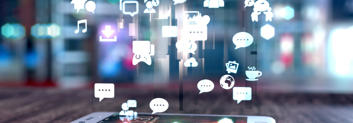 Soziale Medien-Digitalisierung-Paderborn-Foto-Shutterstock-Politik-Rat-Stadt