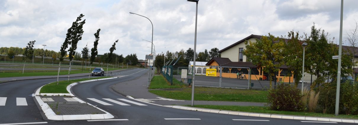 Foto_Straße_Auto_Verkehr