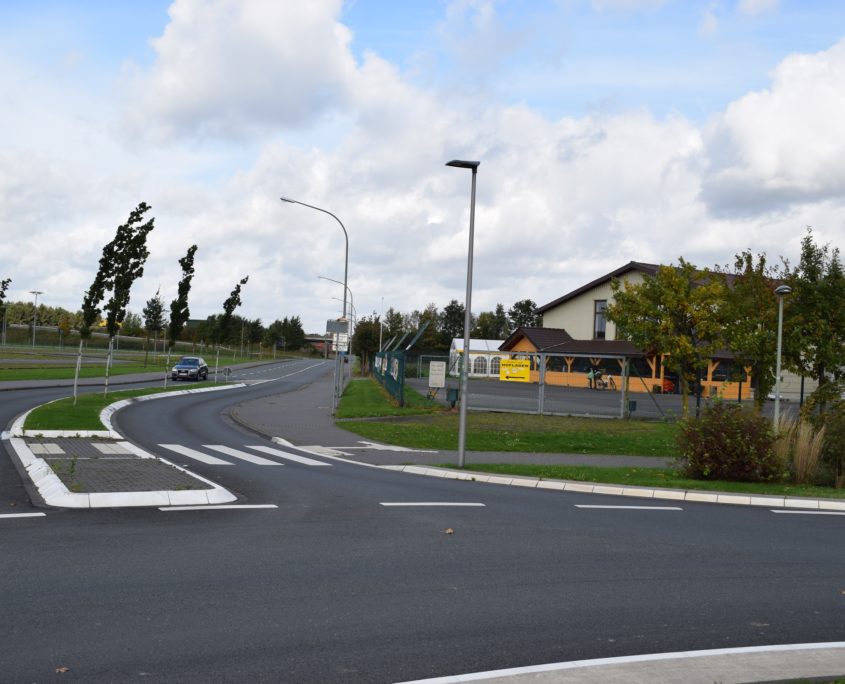 Foto_Straße_Auto_Verkehr
